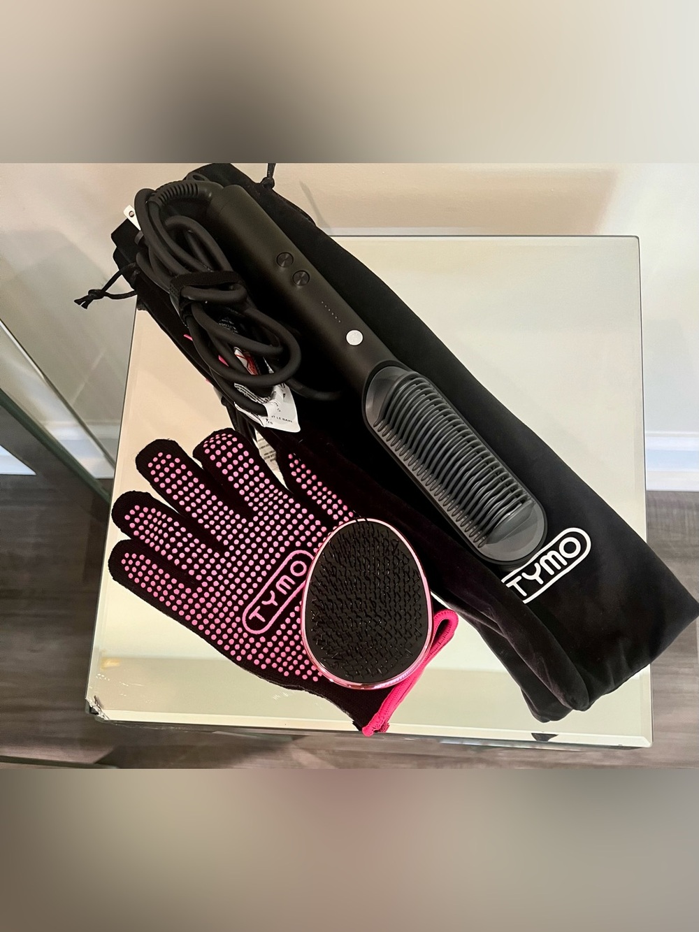 TYMO 3 Ring Hair Straightening Brush with Pink-Accent Heat Glove